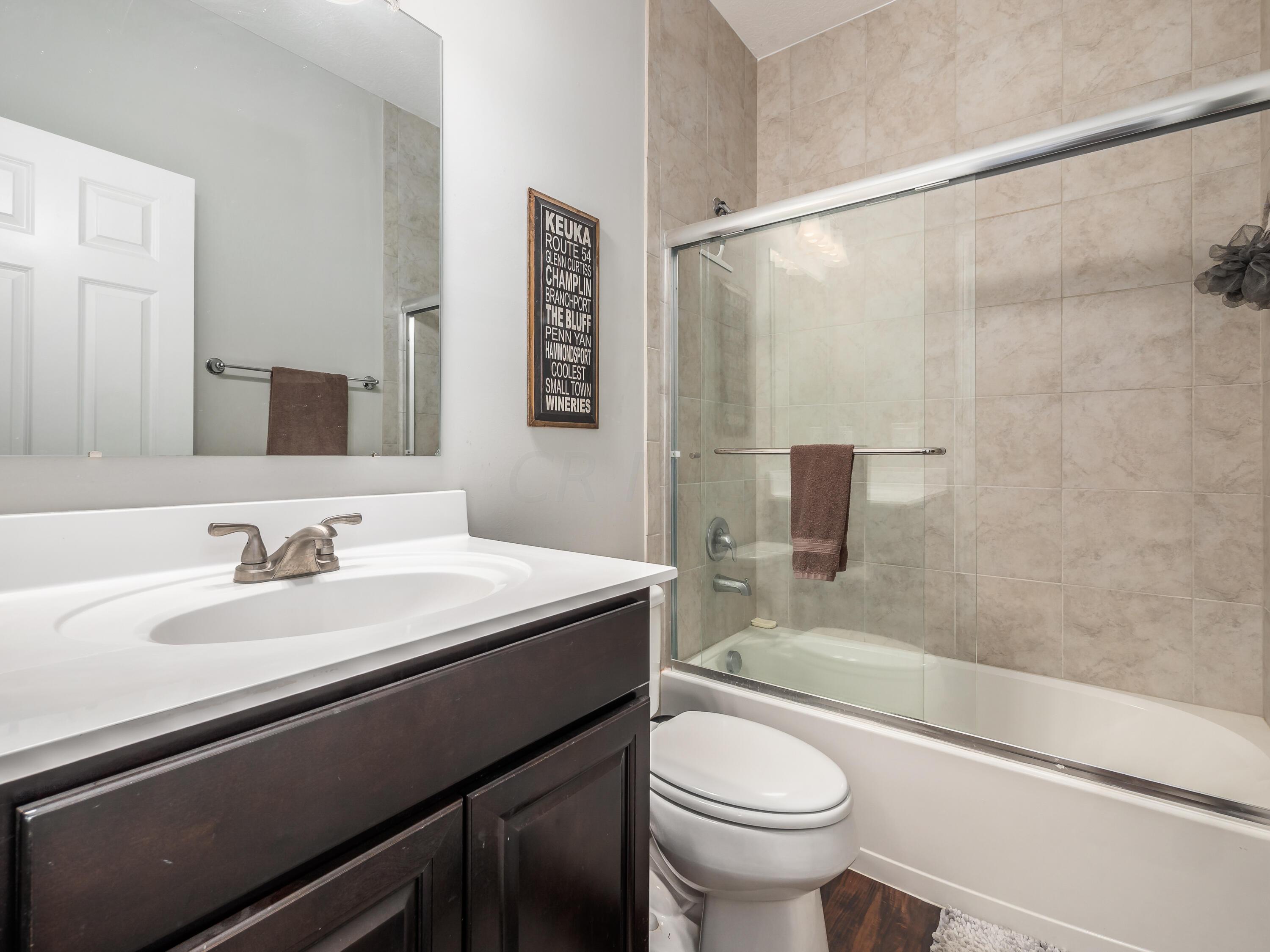 6819 Brooklyn Heights Road Westerville, OH 43081 - Photo 21 of 31 Full Bath