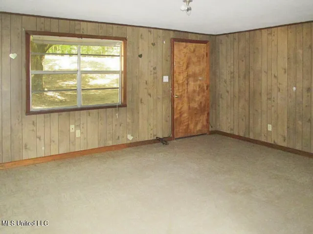 $66,800 | 829 Kirkland Road, Vicksburg, MS 39180