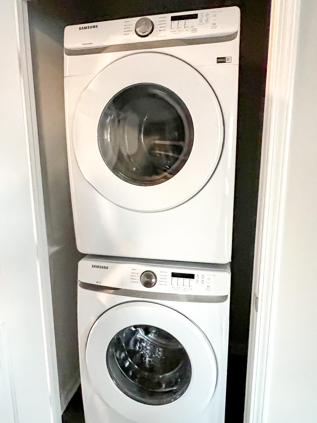 1317 Warrens Way Manning, SC 29102 - Photo 13 of 15 Washer & Dryer