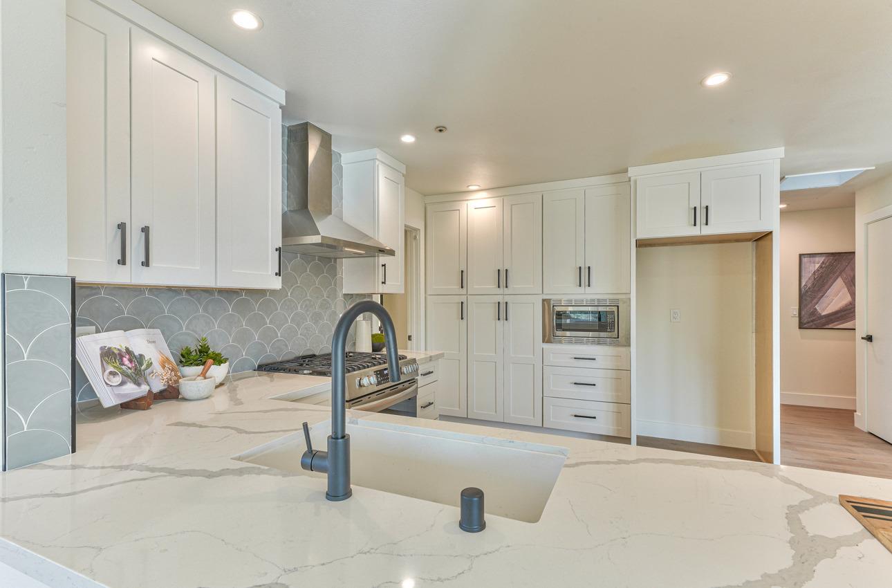 11575 Rancho Fiesta Road Carmel Valley, CA 93924 - Photo 21 of 47 Gallery Image 21