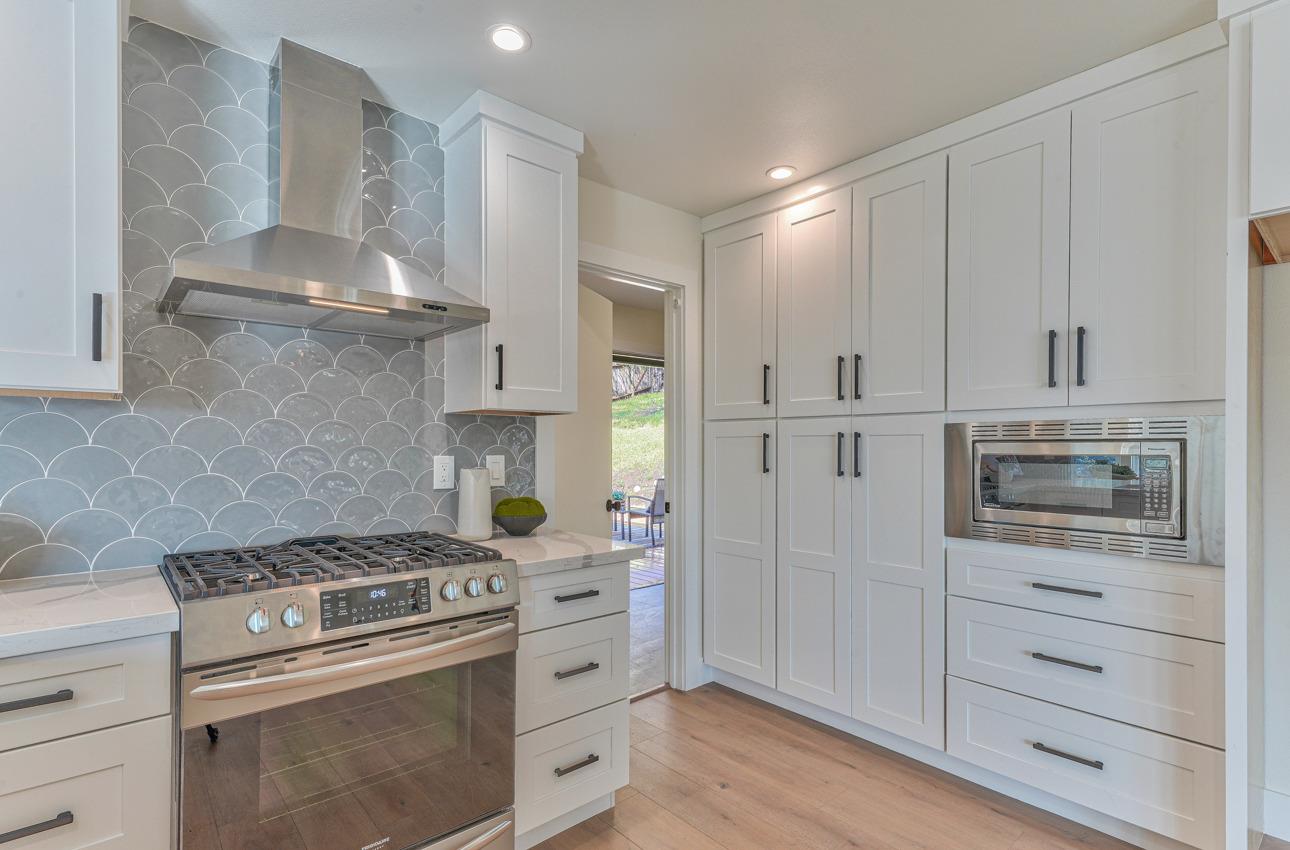 11575 Rancho Fiesta Road Carmel Valley, CA 93924 - Photo 24 of 47 Gallery Image 24