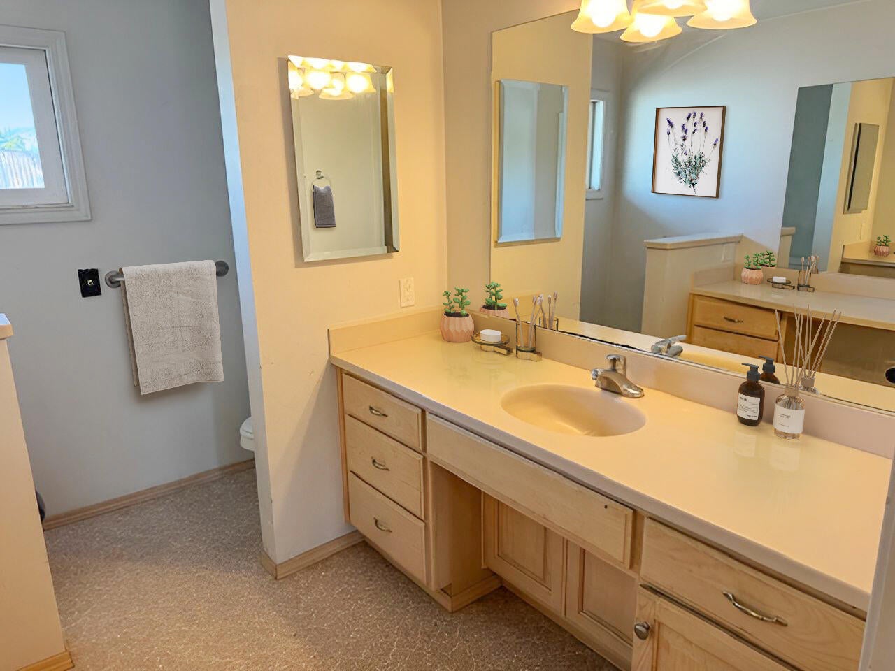 677 West Valley View Road Talent, OR 97540 - Photo 37 of 48 Virtually Staged Bathroom