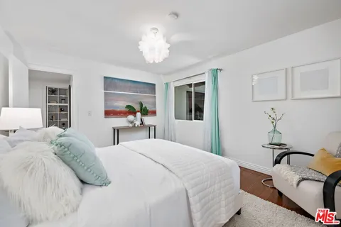 $1,878,000 | 4745 Caritina Drive, Tarzana, CA 91356