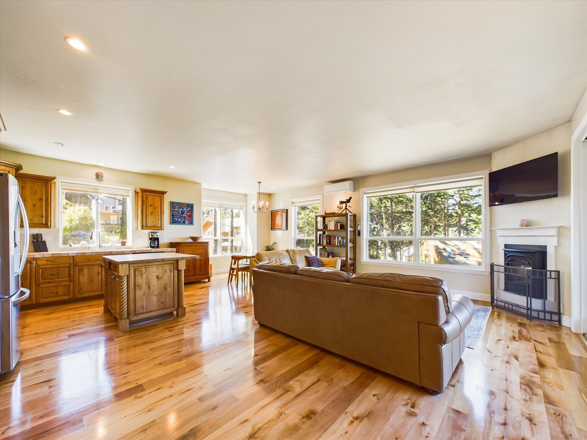 737 Beach Road Whitethorn, CA 95589 - Photo 7 of 67