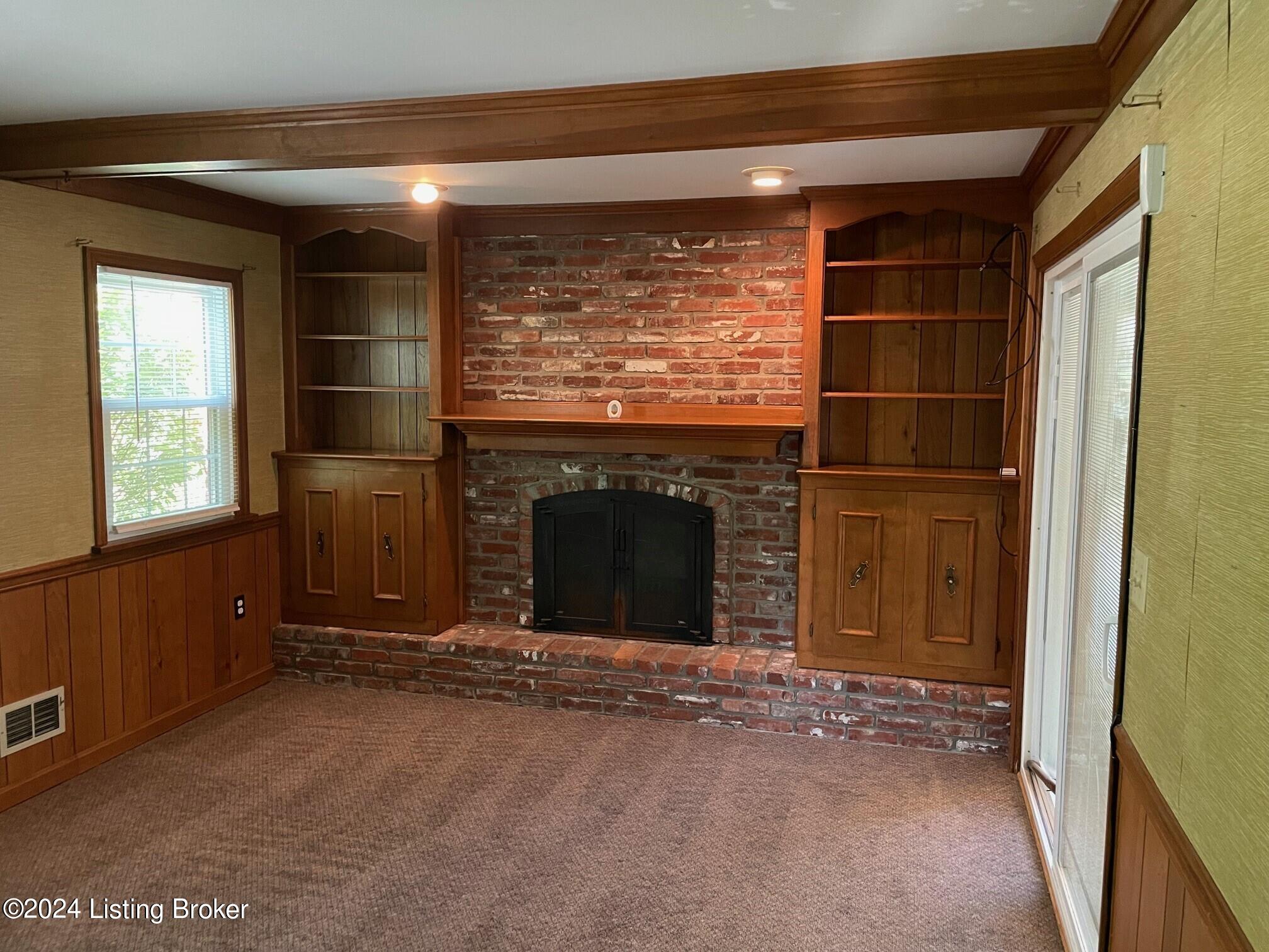 11715 Robindale Road Louisville, KY 40243 - Photo 8 of 20 Family Rm