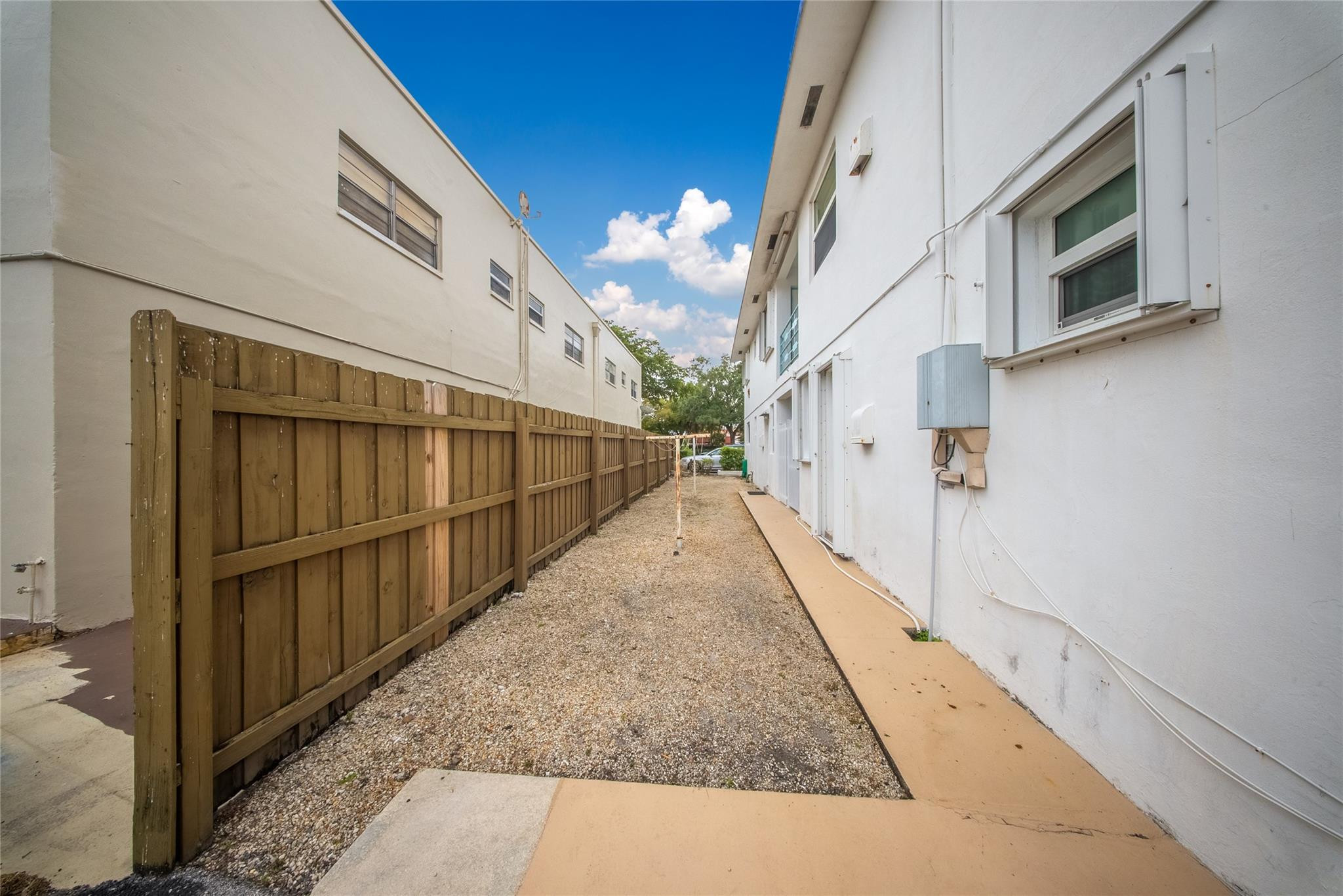3525 Tyler Street, Unit 9 Hollywood, FL 33021 - Photo 15 of 24 Photo 15