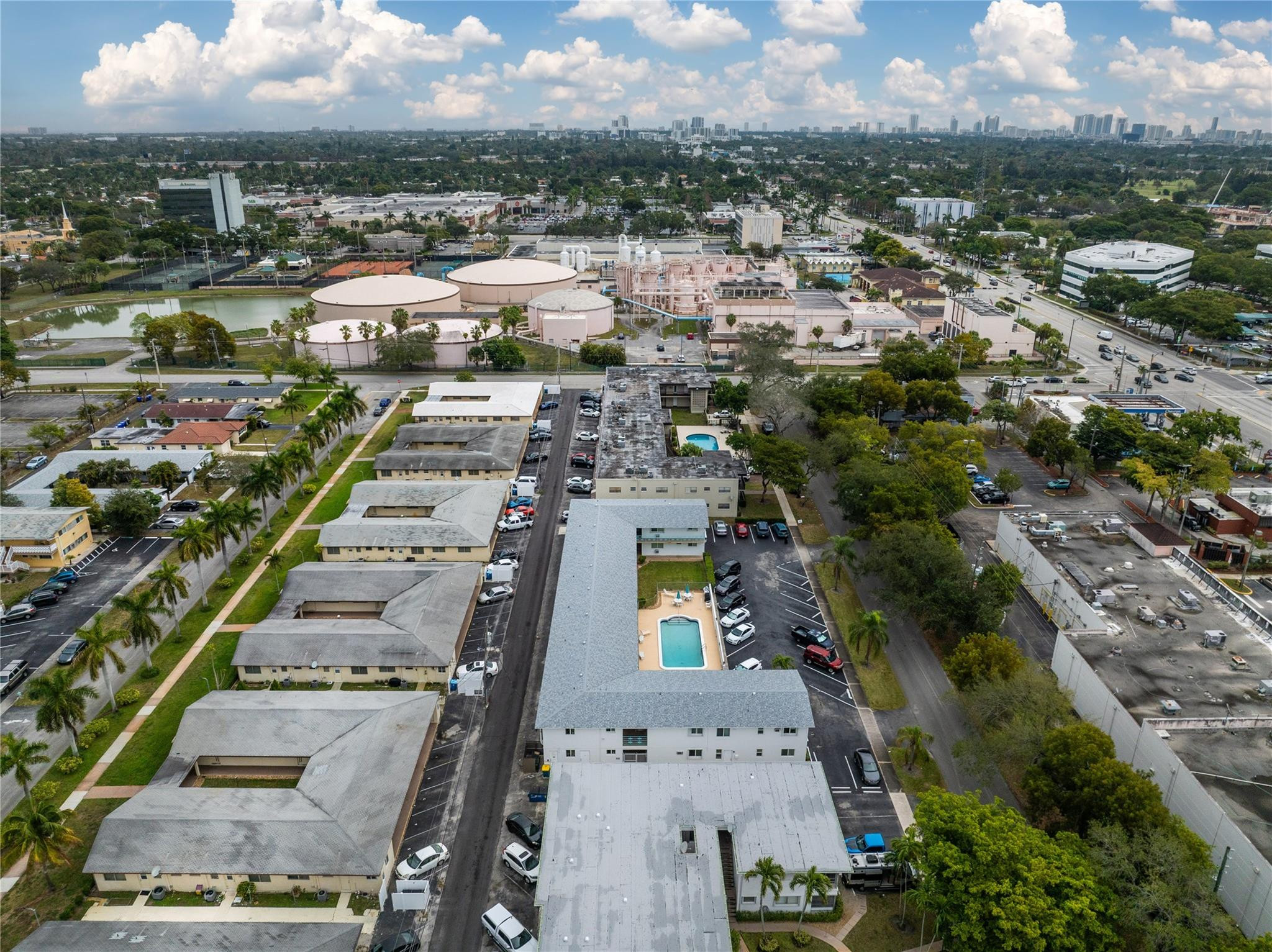 3525 Tyler Street, Unit 9 Hollywood, FL 33021 - Photo 19 of 24 Photo 19