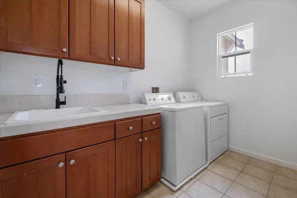 $700,000 | 2413 Ventana View Way, Modesto, CA 95355
