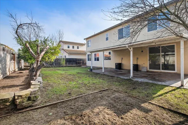 $700,000 | 2413 Ventana View Way, Modesto, CA 95355