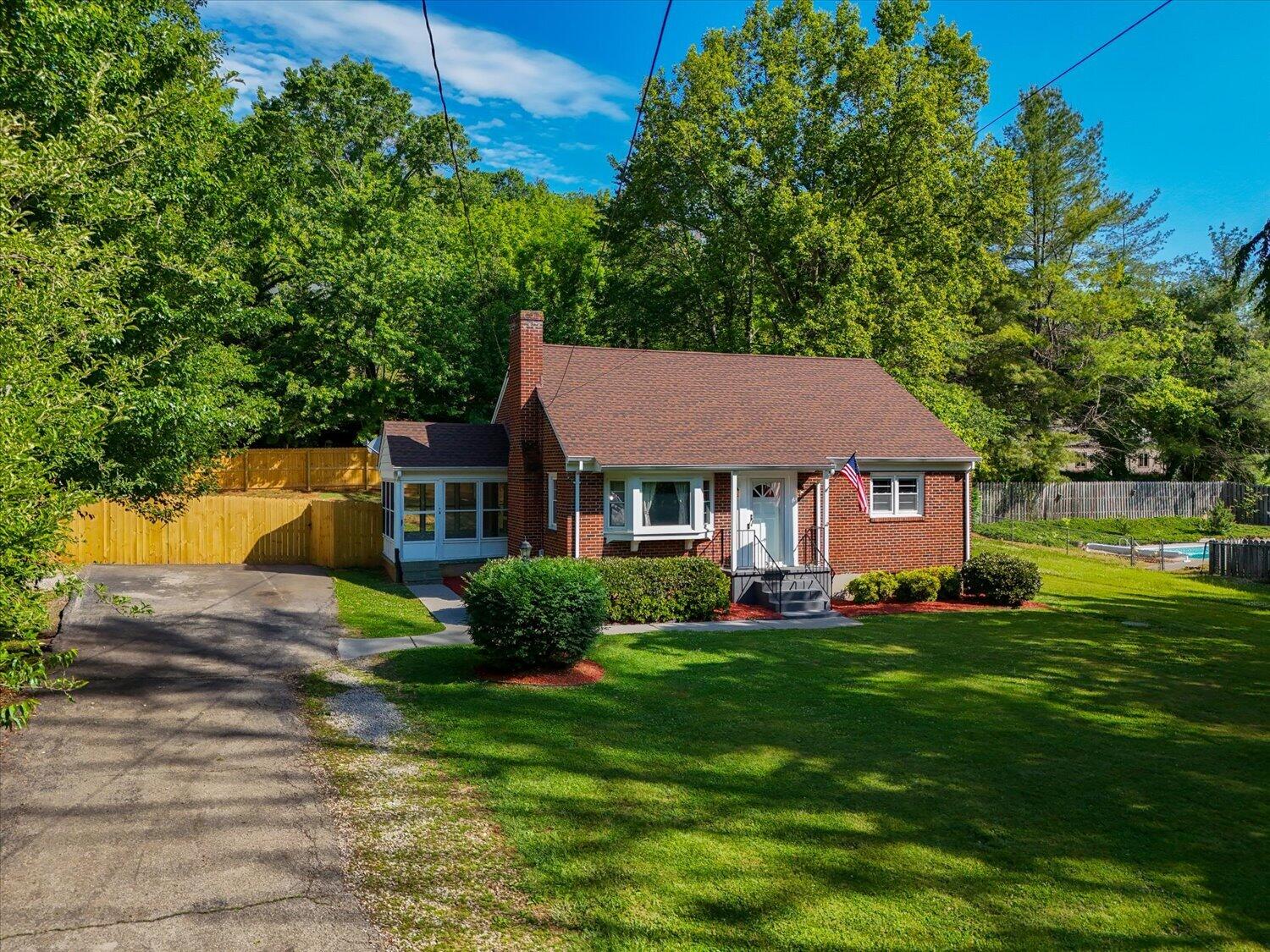 6531 Old Mill Road Roanoke, VA 24018 - Photo 24 of 34 27-6531 Old Mill-27