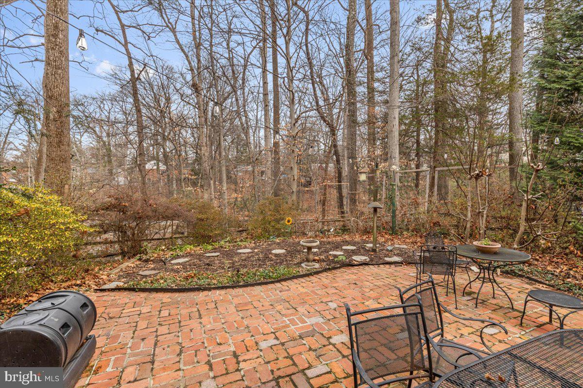 130 Hilltop Road Silver Spring, MD 20910 - Photo 47 of 48 a view of outdoor space with water fountain