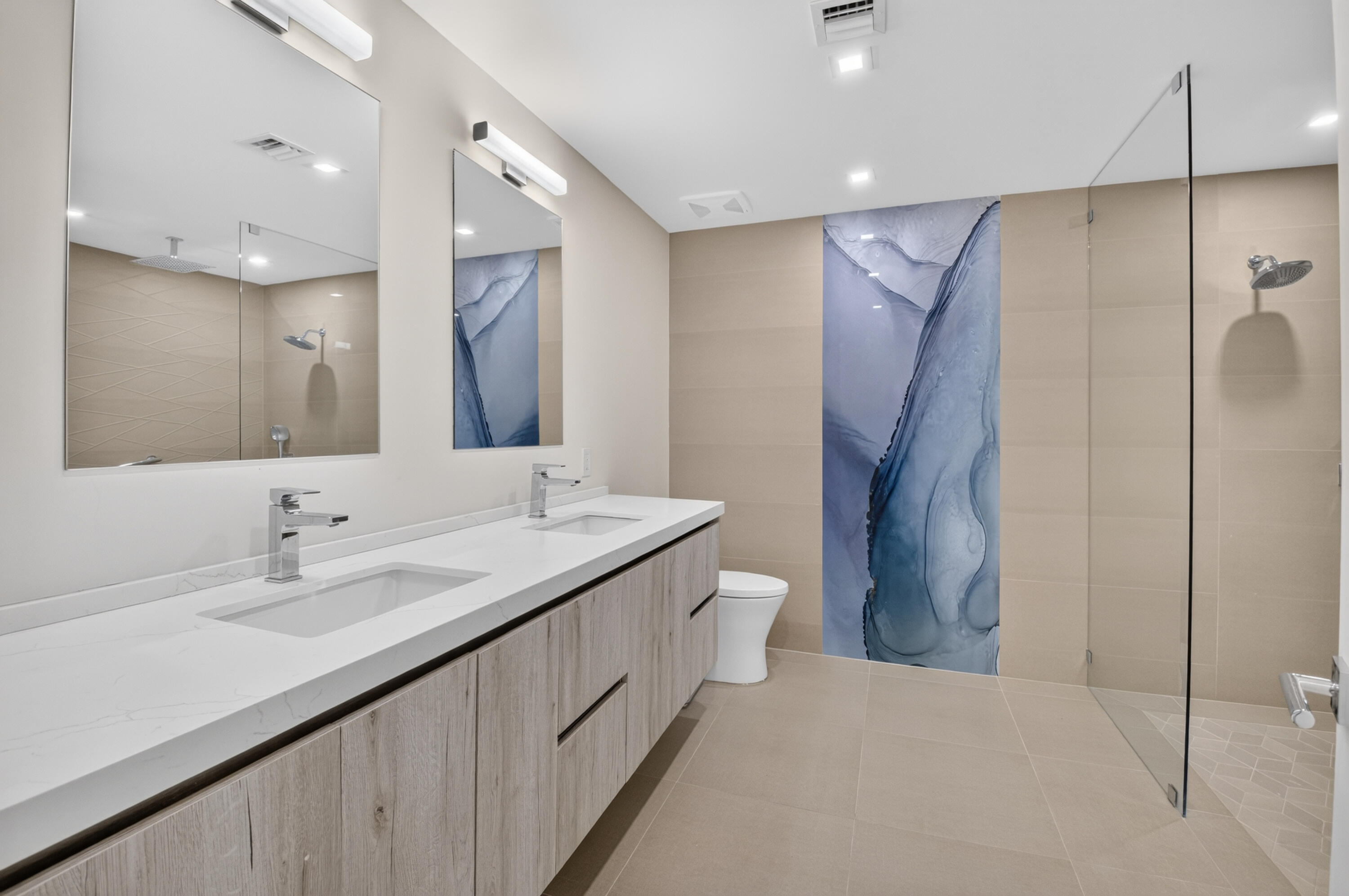 403 Bridgewood Court, Unit 403 Boca Raton, FL 33434 - Photo 22 of 62 PRIMARY BATHROOM