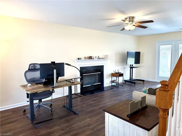 $395,000 | 5409 Cedar Field Drive, Summerfield, NC 27358