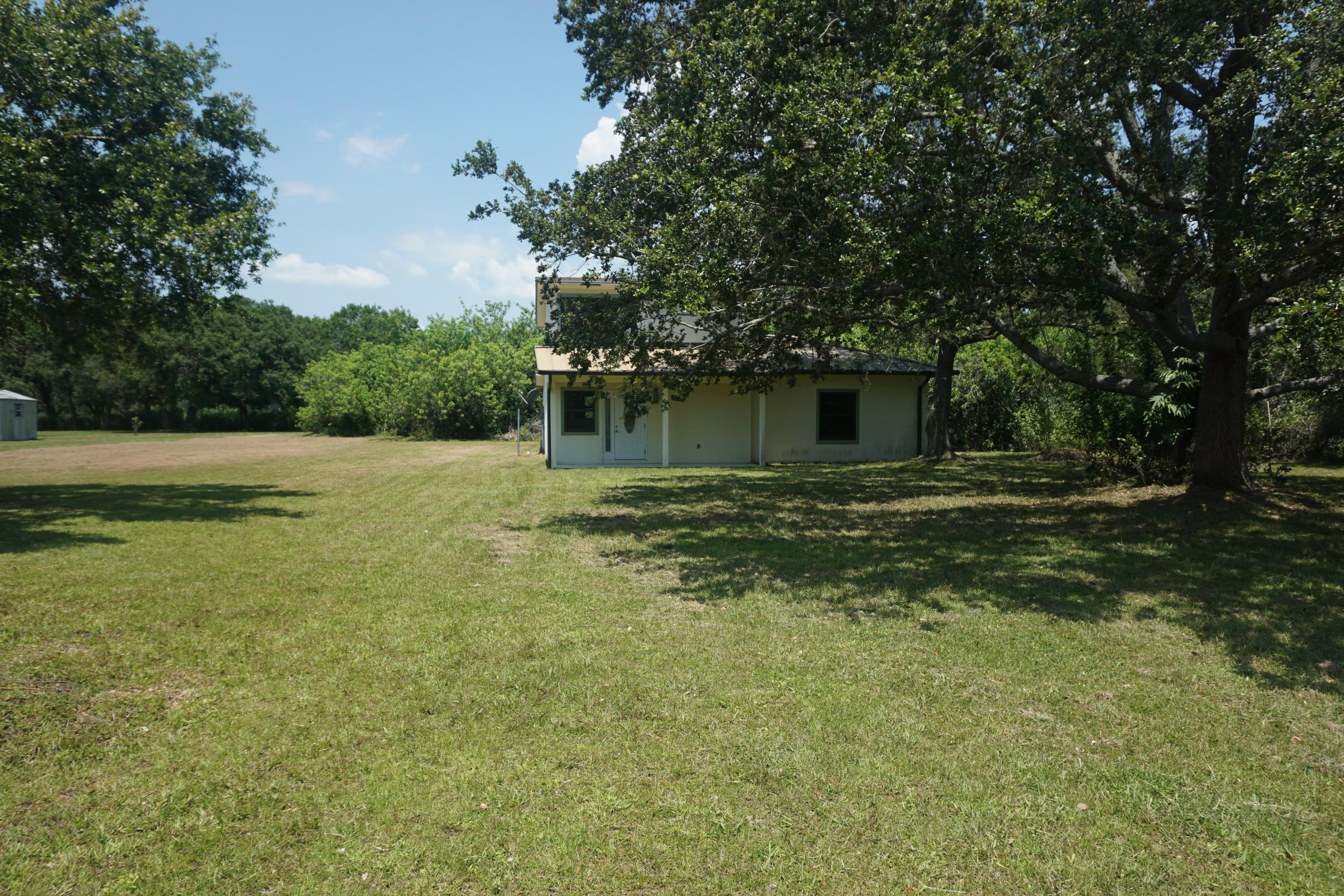 4641 Jorgensen Road Fort Pierce, FL 34981 - Photo 21 of 27 DSC03115
