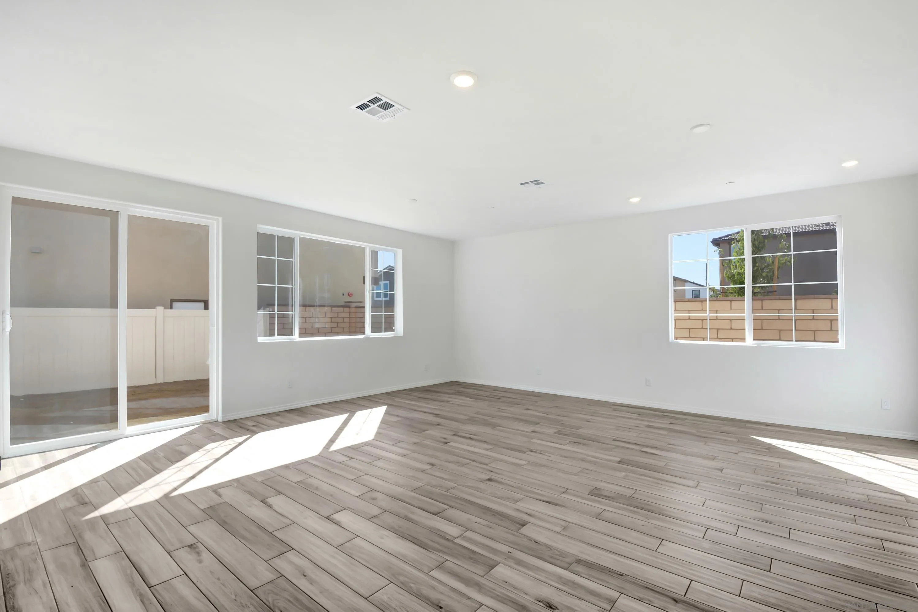 36654 Pond Turtle Road Murrieta, CA 92563 - Photo 3 of 25