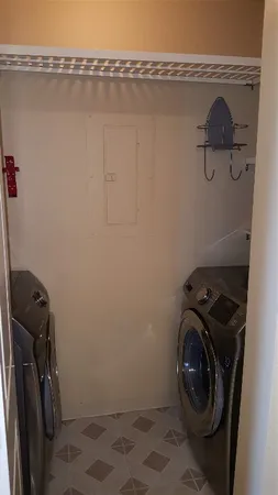 $2,599 | 3505 Sage Road, Unit 502, Houston, TX 77056