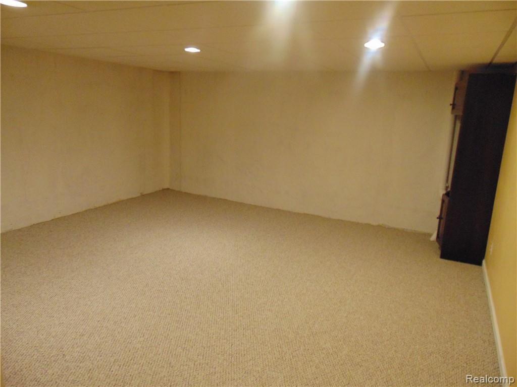 5835 Stonehaven Boulevard Rochester, MI 48306 - Photo 31 of 31 Finished Basement bdrm