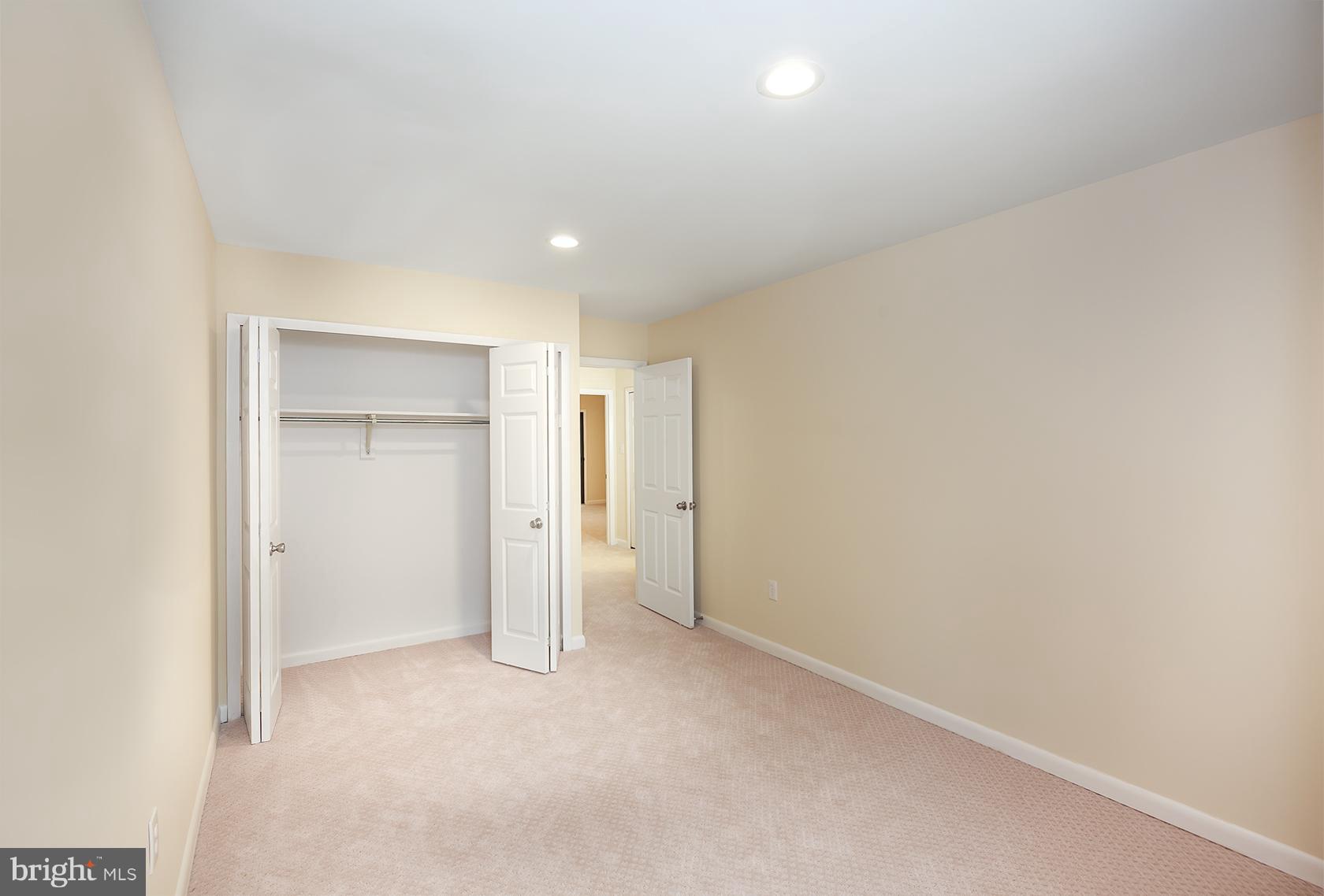 2047 Approach Lane Reston, VA 20191 - Photo 16 of 28 Bedroom