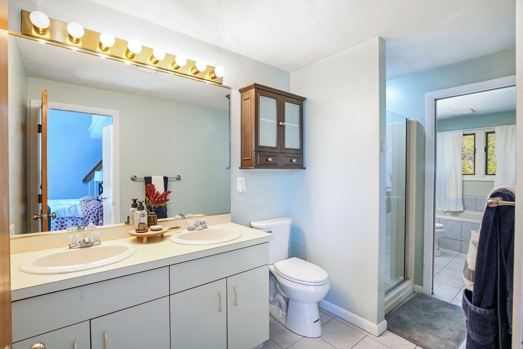 35 Pilgrim Village Road, Unit 403 Taunton, MA 02780 - Photo 19 of 29