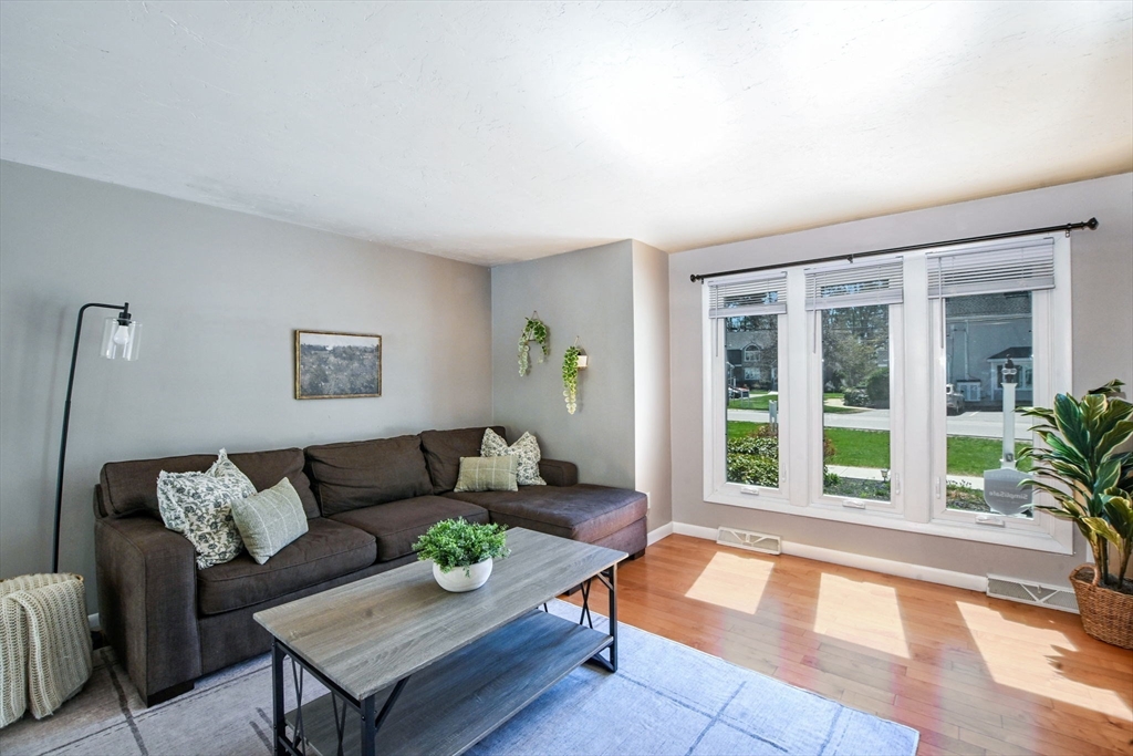 35 Pilgrim Village Road, Unit 403 Taunton, MA 02780 - Photo 5 of 29