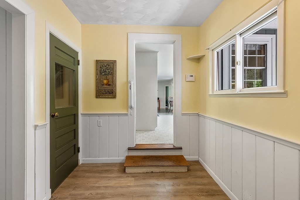 53 Dana Road Reading, MA 01867 - Photo 3 of 42 Gallery Image 3