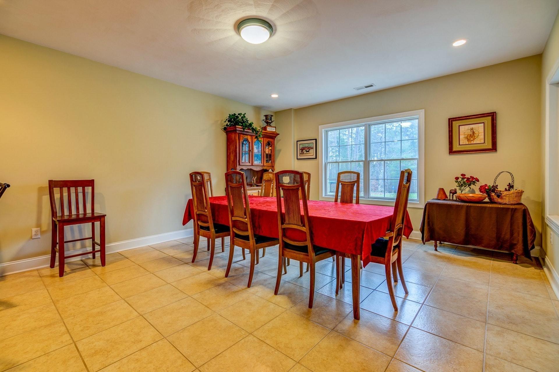 565 Charlie Road Hardy, VA 24101 - Photo 30 of 58 a view of a dining room with furniture