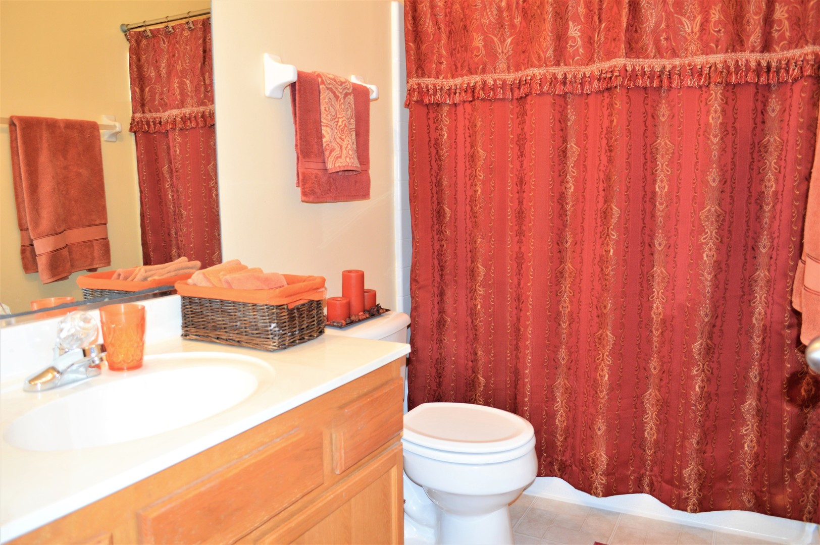 149 North Waters Edge Drive, Unit F Glendale Heights, IL 60139 - Photo 11 of 18