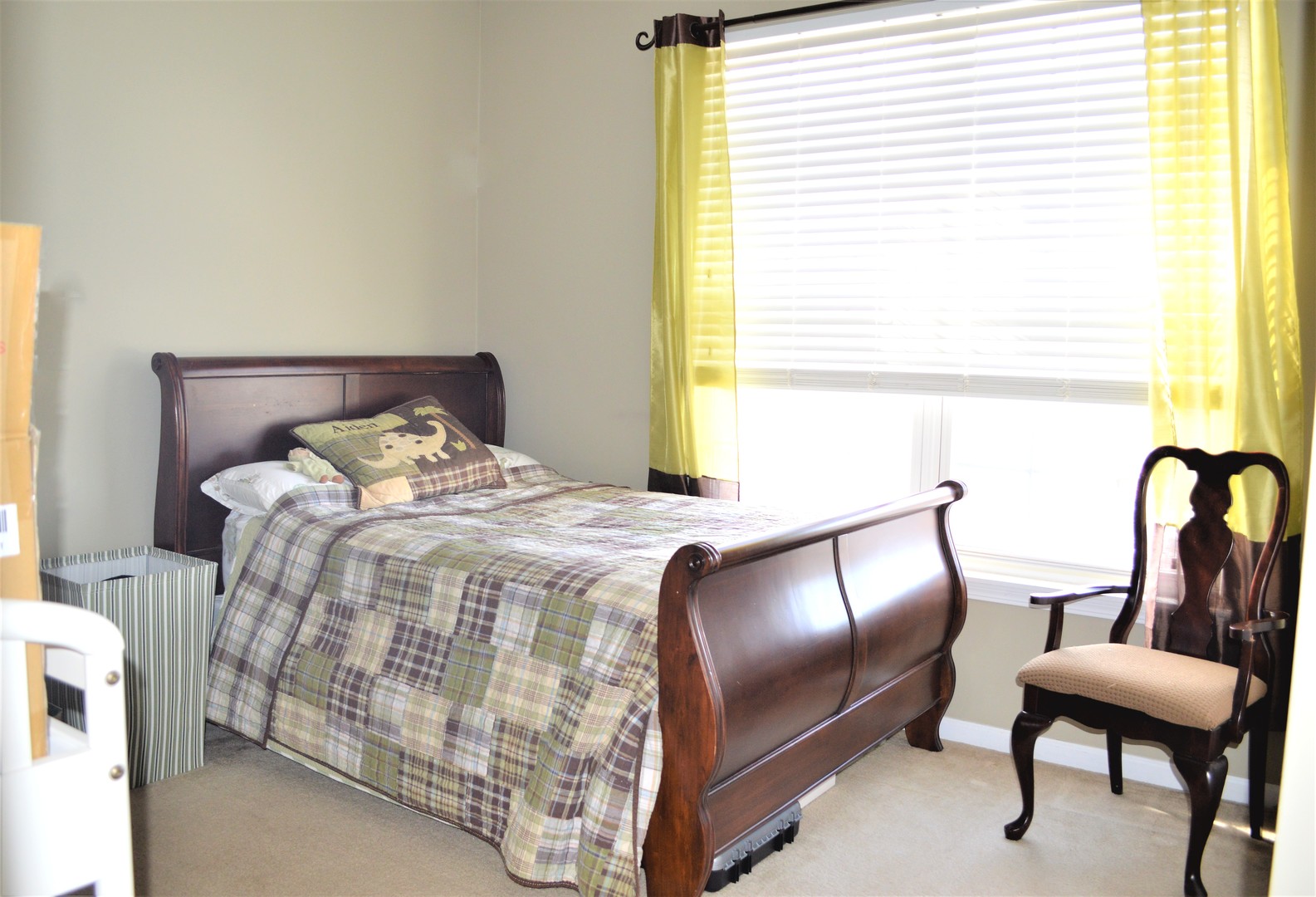 149 North Waters Edge Drive, Unit F Glendale Heights, IL 60139 - Photo 10 of 18