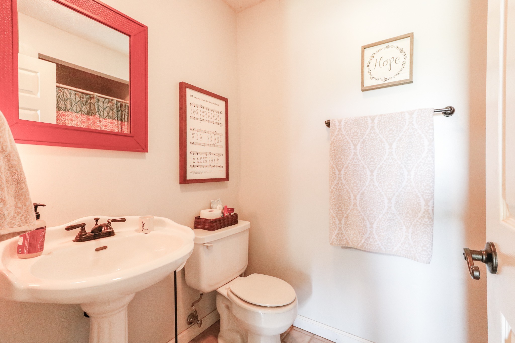 9801 Central Pike Mount Juliet, TN 37122 - Photo 13 of 42 a bathroom with a sink and a toilet