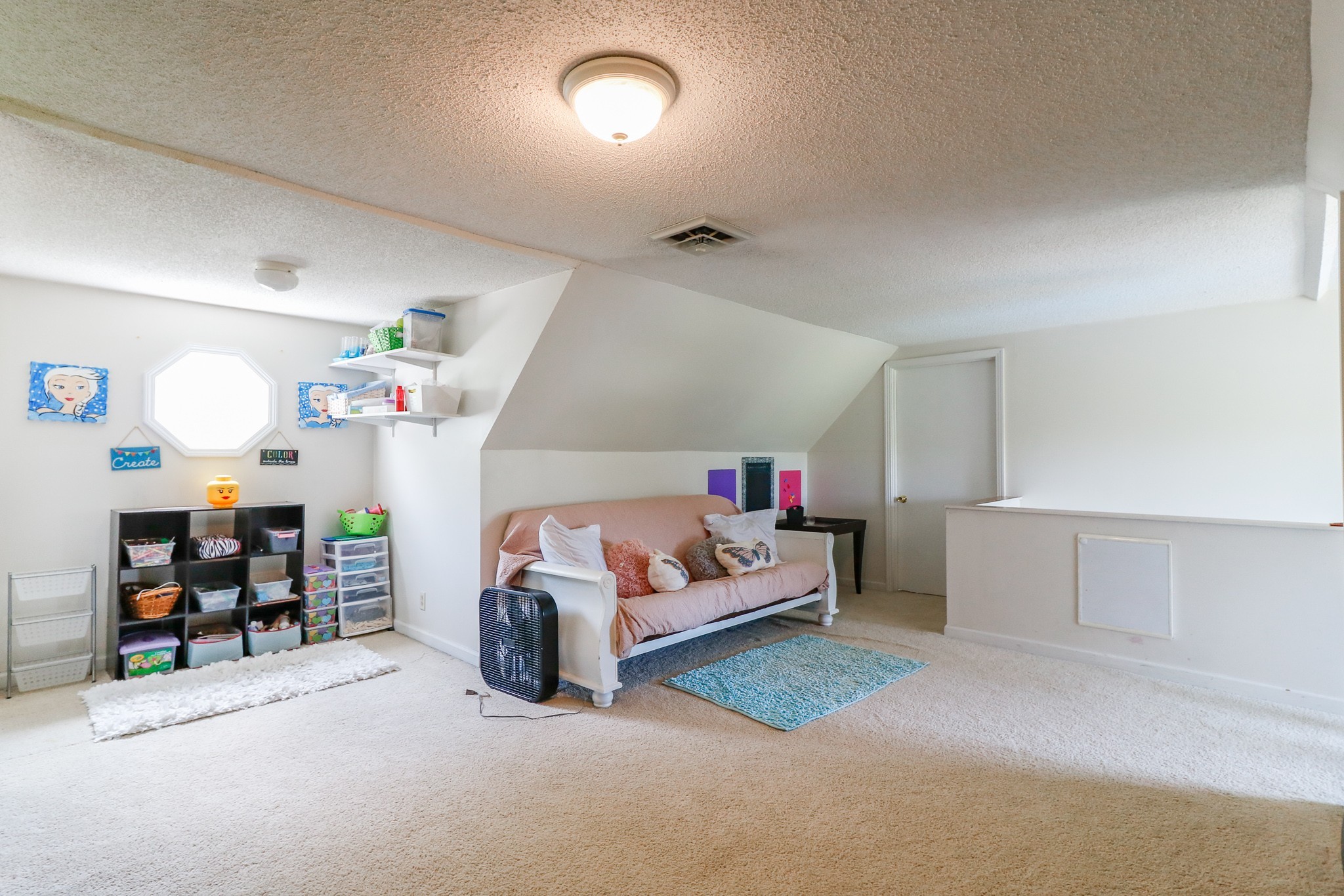 9801 Central Pike Mount Juliet, TN 37122 - Photo 22 of 42 a bedroom with furniture and a book shelf