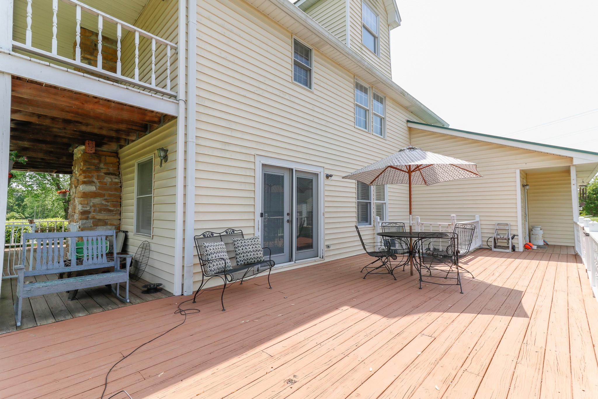 9801 Central Pike Mount Juliet, TN 37122 - Photo 32 of 42 a view of a house with backyard and sitting area