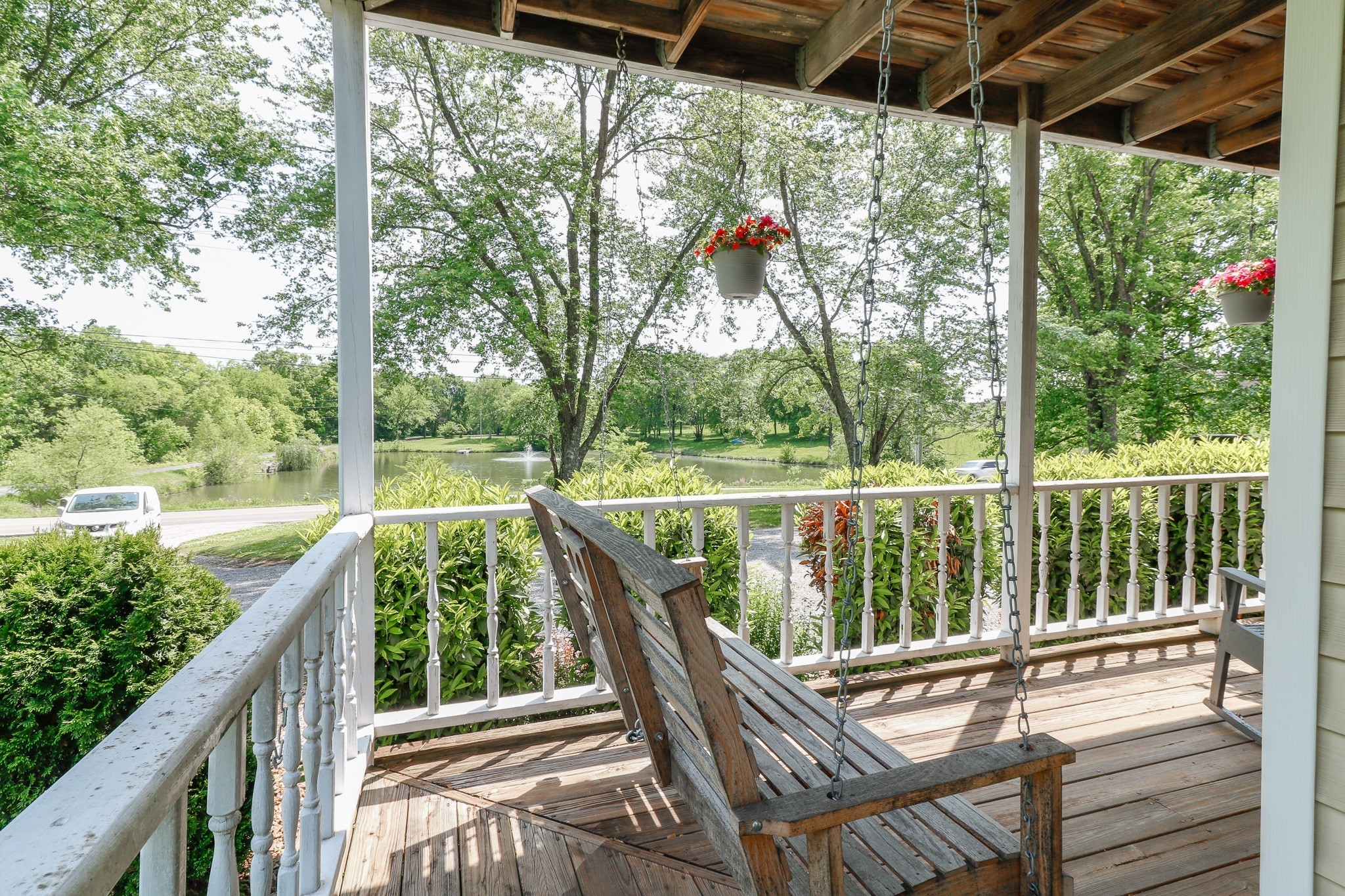 9801 Central Pike Mount Juliet, TN 37122 - Photo 6 of 42 a view of a two chair in the balcony