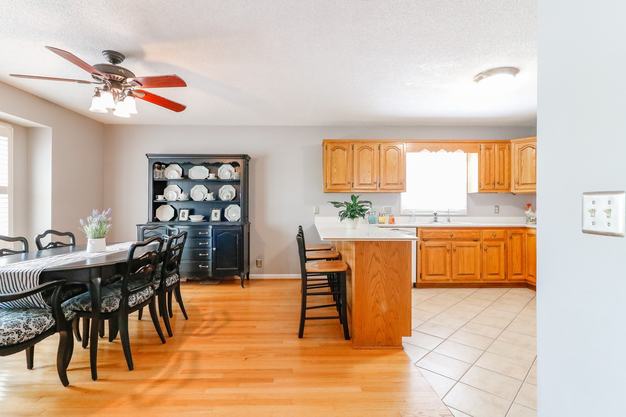 9801 Central Pike Mount Juliet, TN 37122 - Photo 9 of 42 a view of a dining room with furniture and a chandelier