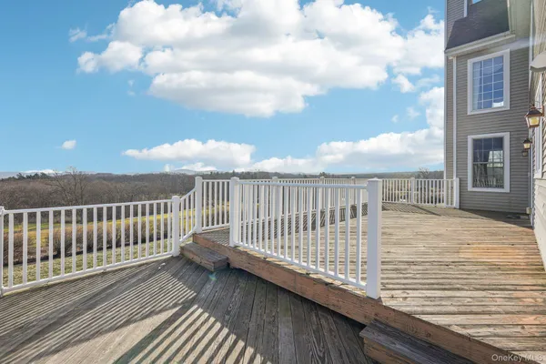 $899,000 | 32 Mansion Ridge Boulevard, Monroe, NY 10950