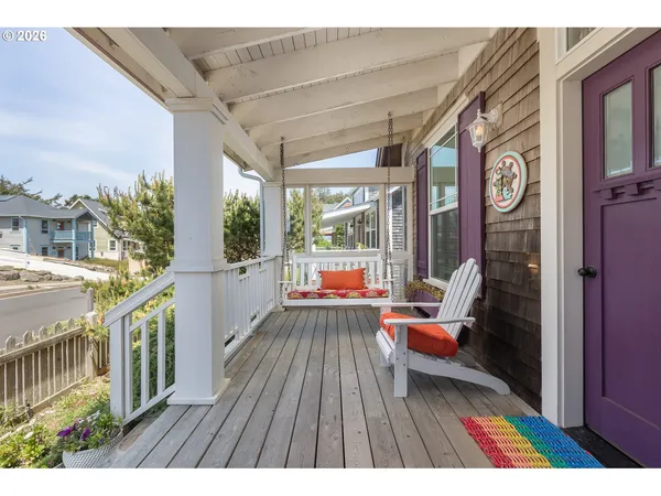 $875,000 | 2586 Southwest Anemone Avenue, Lincoln City, OR 97367