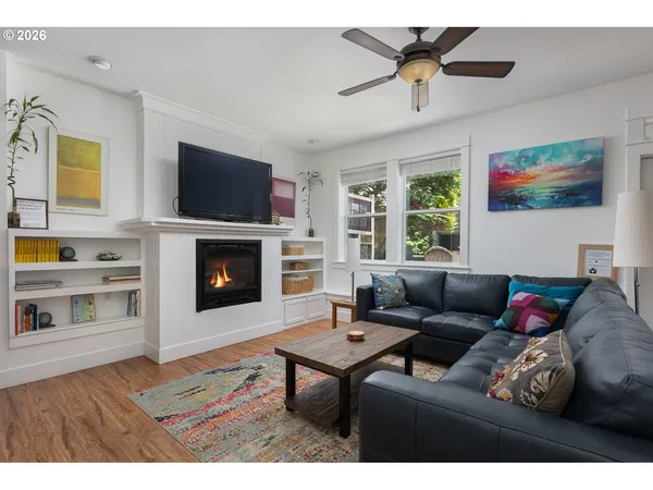 $875,000 | 2586 Southwest Anemone Avenue, Lincoln City, OR 97367