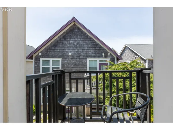 $875,000 | 2586 Southwest Anemone Avenue, Lincoln City, OR 97367