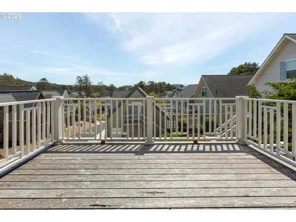 $875,000 | 2586 Southwest Anemone Avenue, Lincoln City, OR 97367