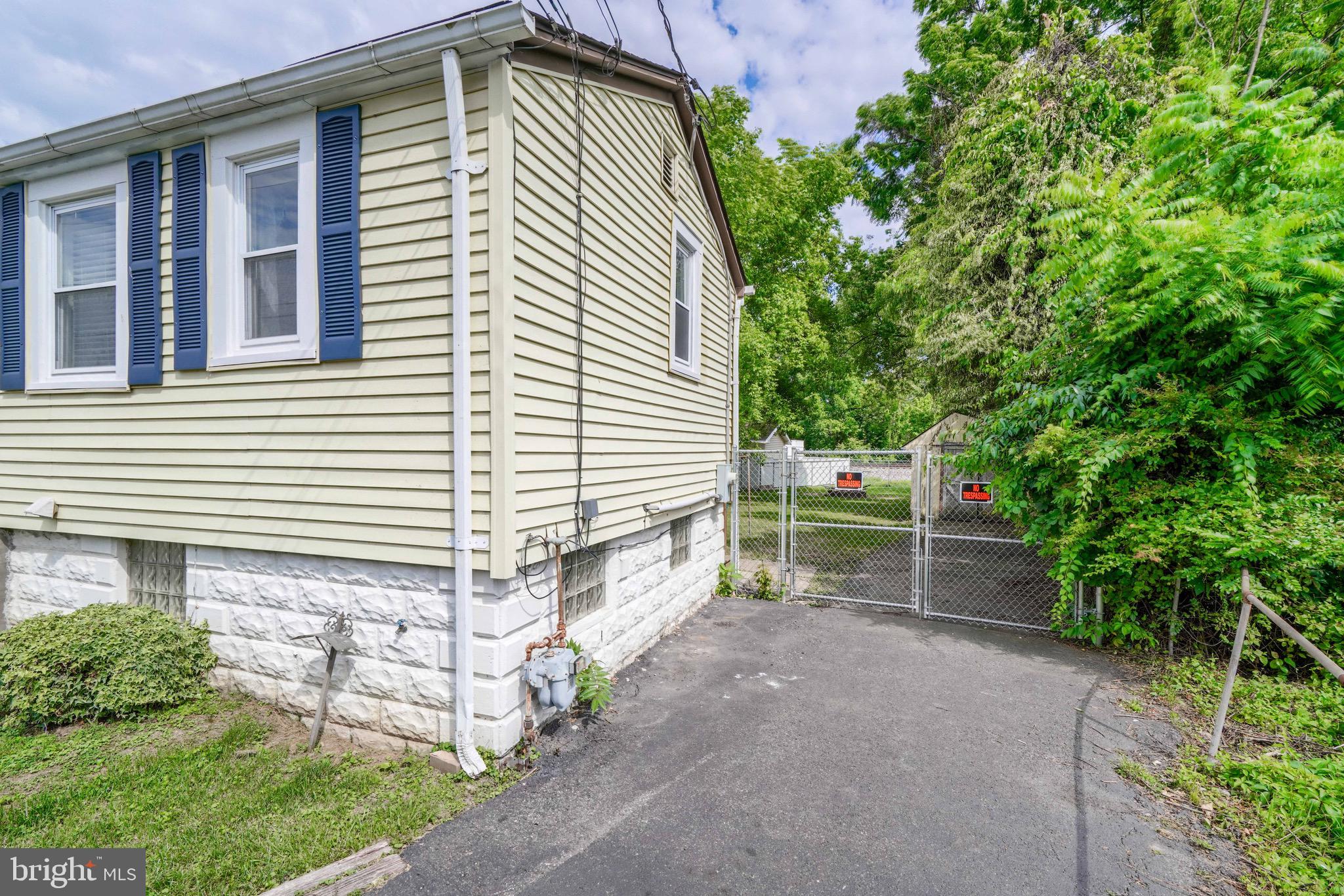 7105 East Biddle Street Rosedale, MD 21237 - Photo 4 of 34