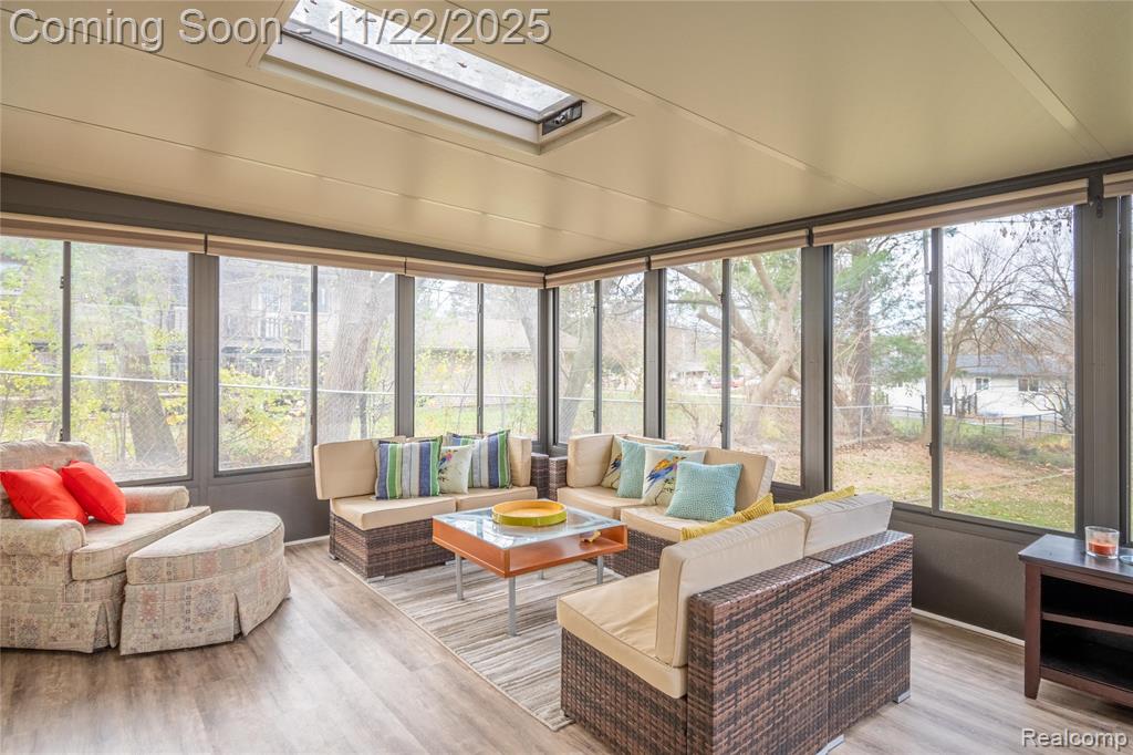 5333 Waterford Road Clarkston, MI 48346 - Photo 6 of 59 Gallery Image 6