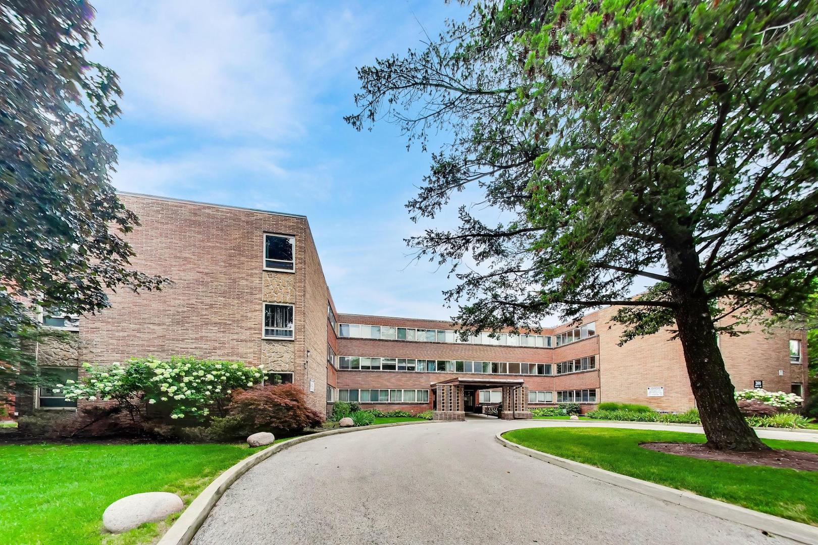 200 Ridge Avenue, Unit TG Evanston, IL 60202 - Photo 21 of 22 Gallery Image 21