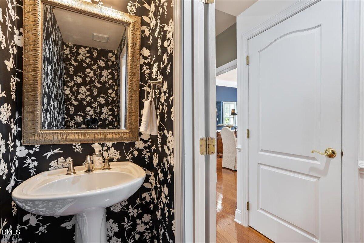 10916 Clovermill Circle Raleigh, NC 27617 - Photo 20 of 50
