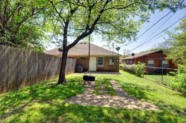 $299,000 | 3310 Northwest 26th Street, Fort Worth, TX 76106