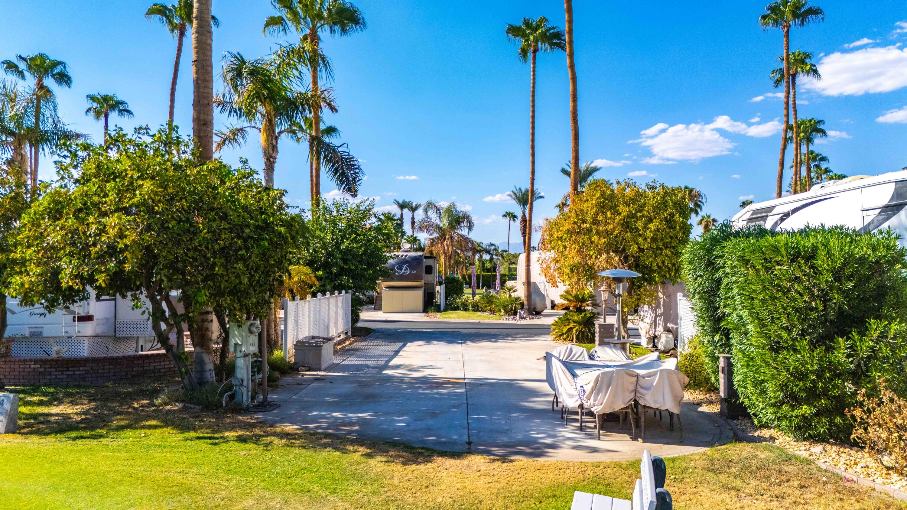 69411 Ramon Road, Unit 994 Cathedral City, CA 92234 - Photo 14 of 58 DJI_20240905161010_0883_D