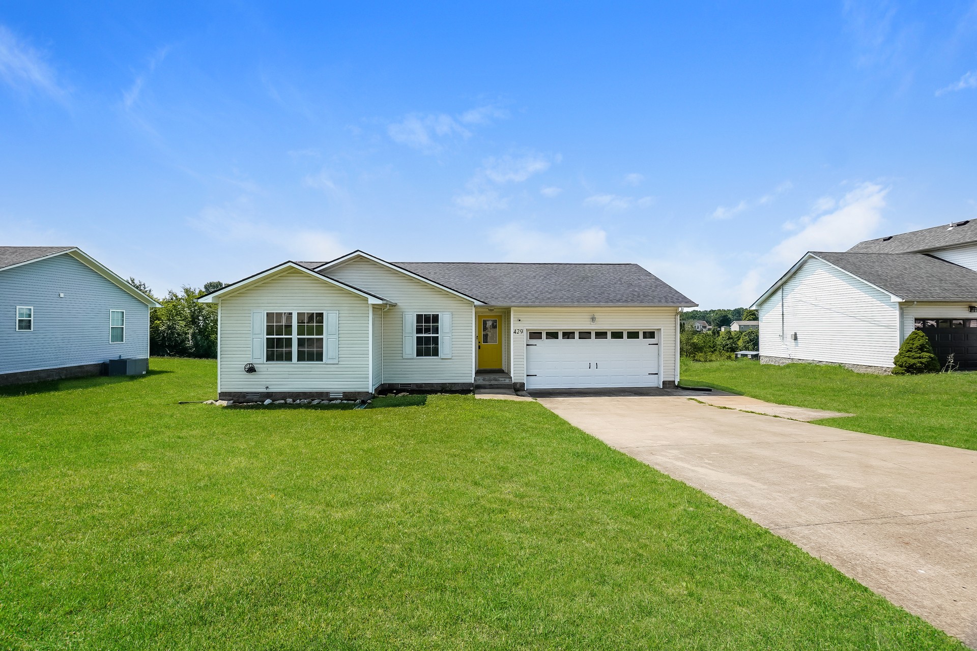 429 Filmore Road Oak Grove, KY 42262 - Photo 1 of 18