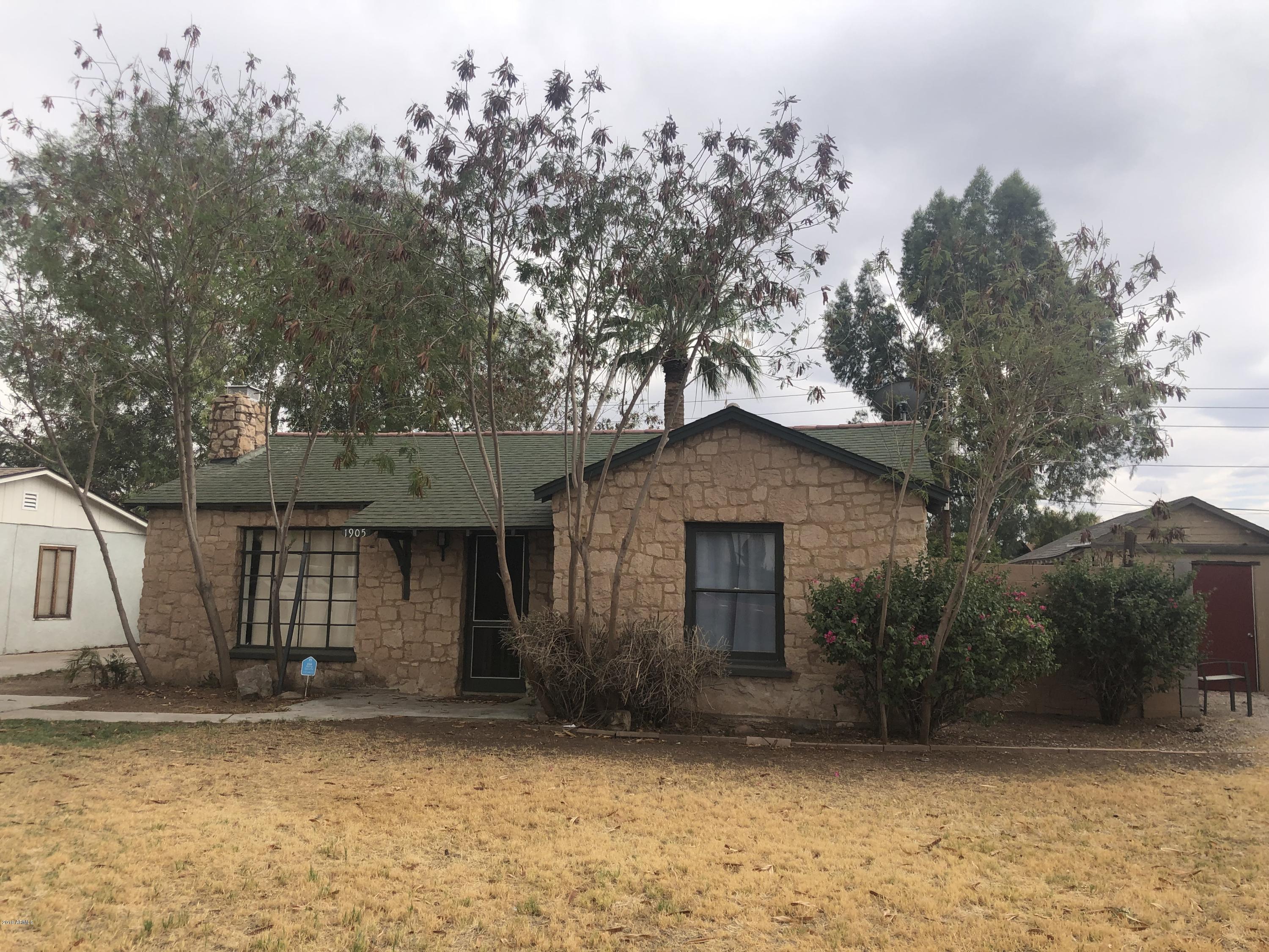 1905 West Monte Vista Road Phoenix, AZ 85009 - Photo 1 of 19 MonteVista