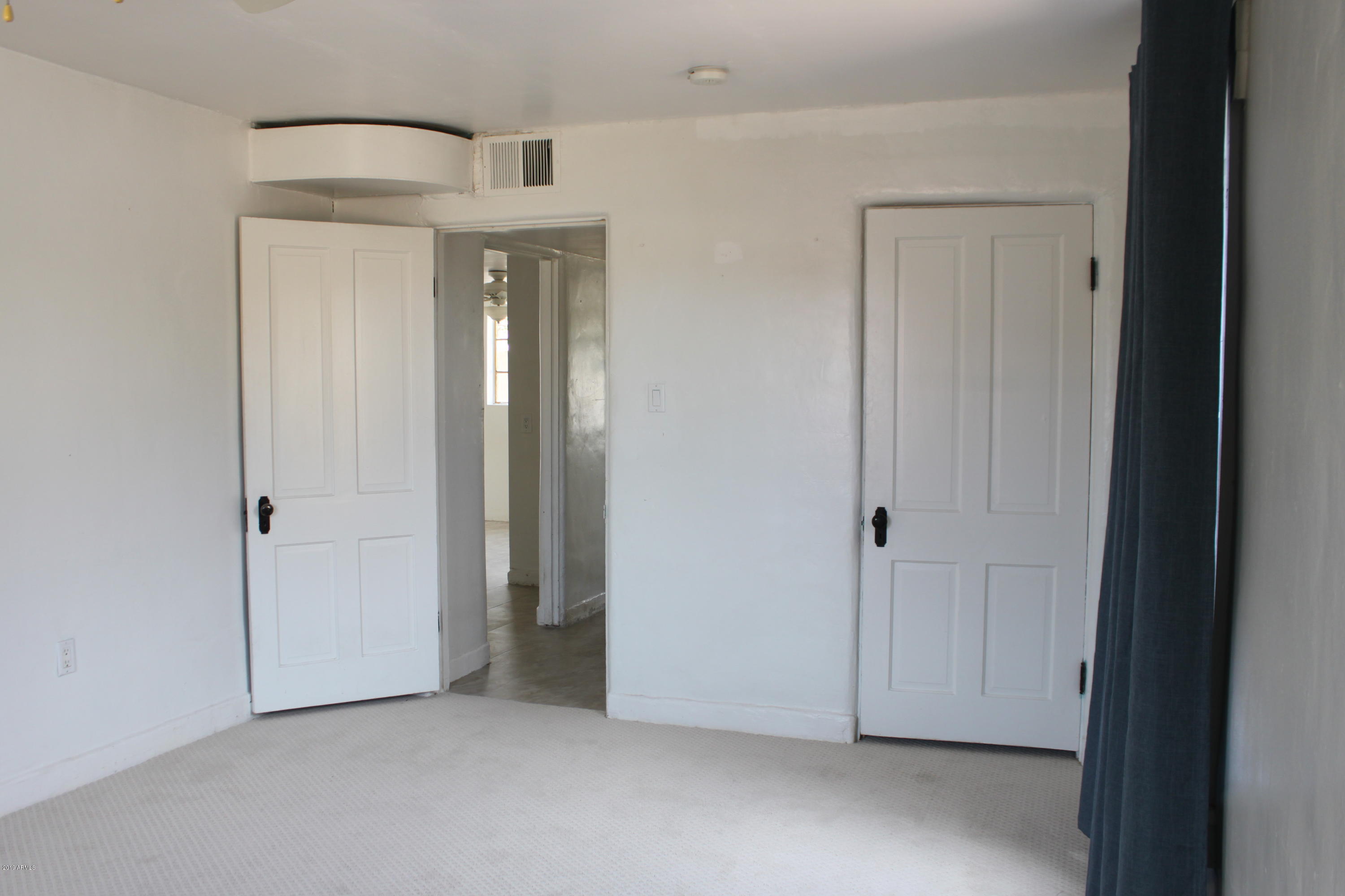 1905 West Monte Vista Road Phoenix, AZ 85009 - Photo 13 of 19 Front Bedroom