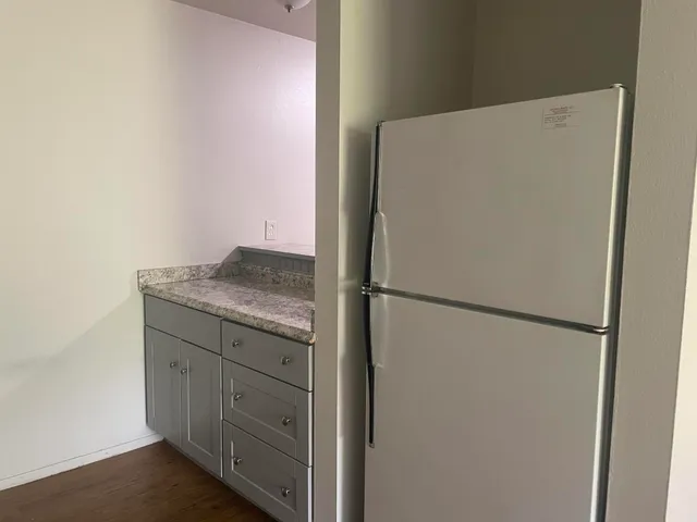 $995 | 3811 South 35th Street, Greenfield, WI 53221