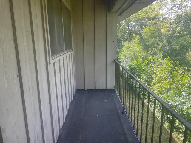 $995 | 3811 South 35th Street, Greenfield, WI 53221