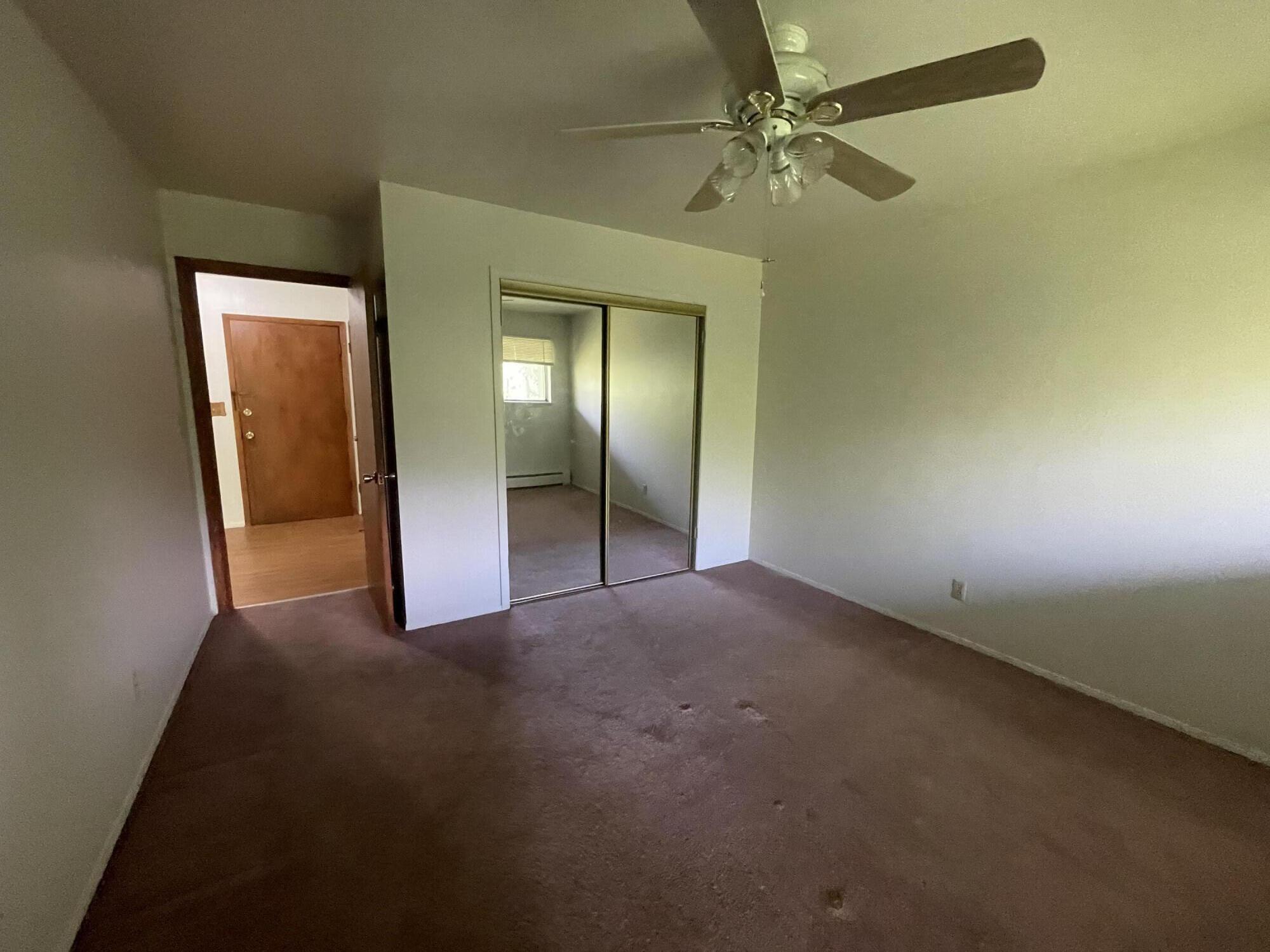 3811 South 35th Street Greenfield, WI 53221 - Photo 7 of 8 35th 233 (6)